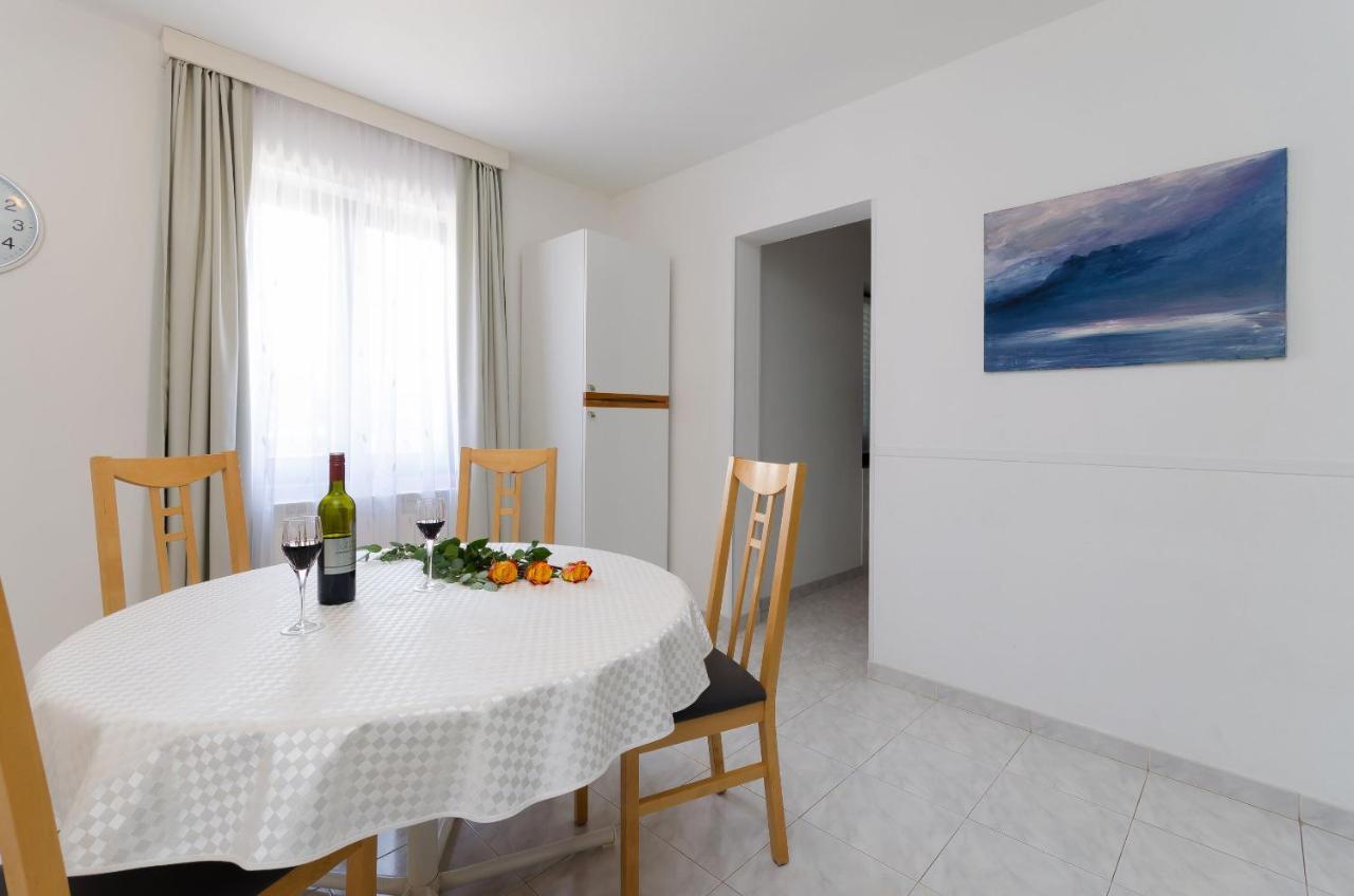 Apartments Gloria Vrsar Eksteriør bilde